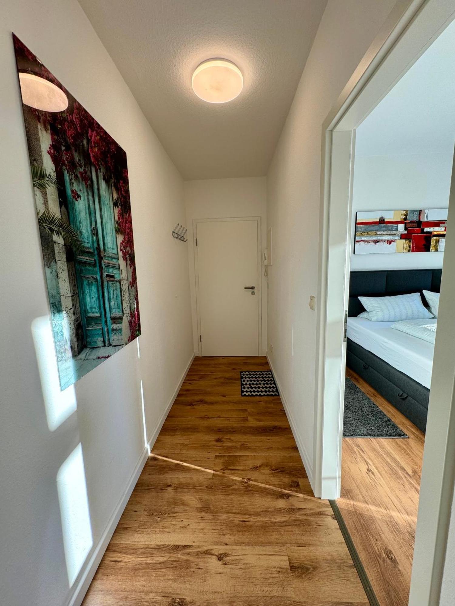 Schicke Wohnung Im Gruenen Hinterhof Schwerin  Dış mekan fotoğraf